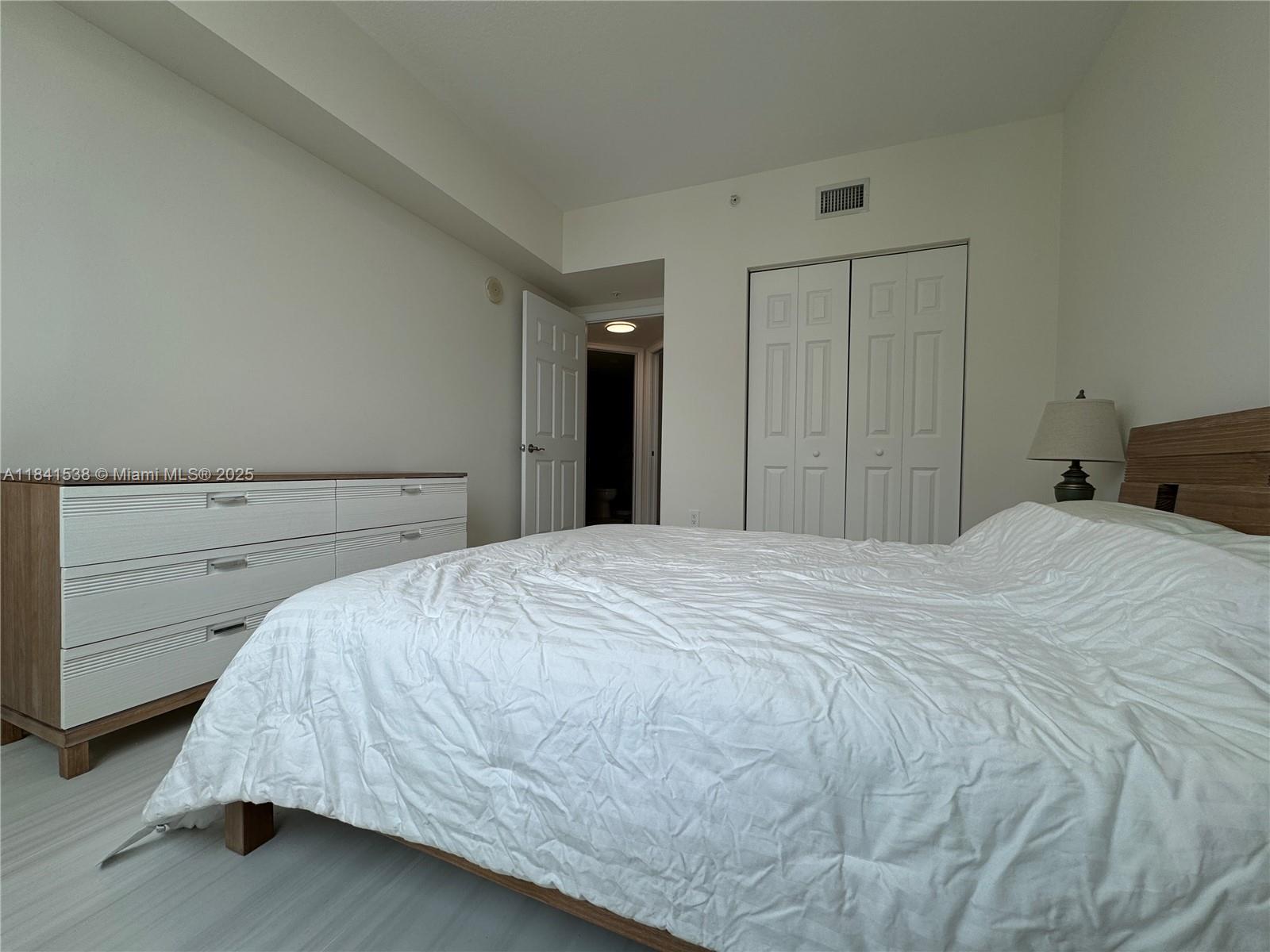 Photo of 1755 Hallandale Beach Blvd  #2207E, Hallandale Beach, Florida, 33009 - 