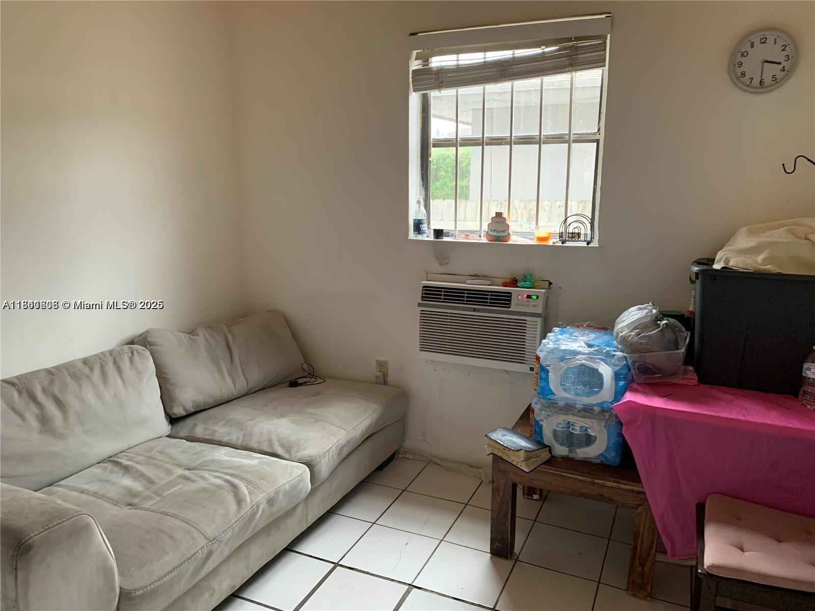 Ver detalles / 1254 sq. ft. $ 2025-07-16 0 foto