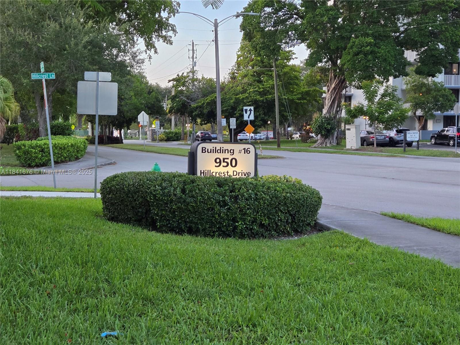 See details 106 1 / 1 700 sq. ft. $ 2025-07-16 0 Photo