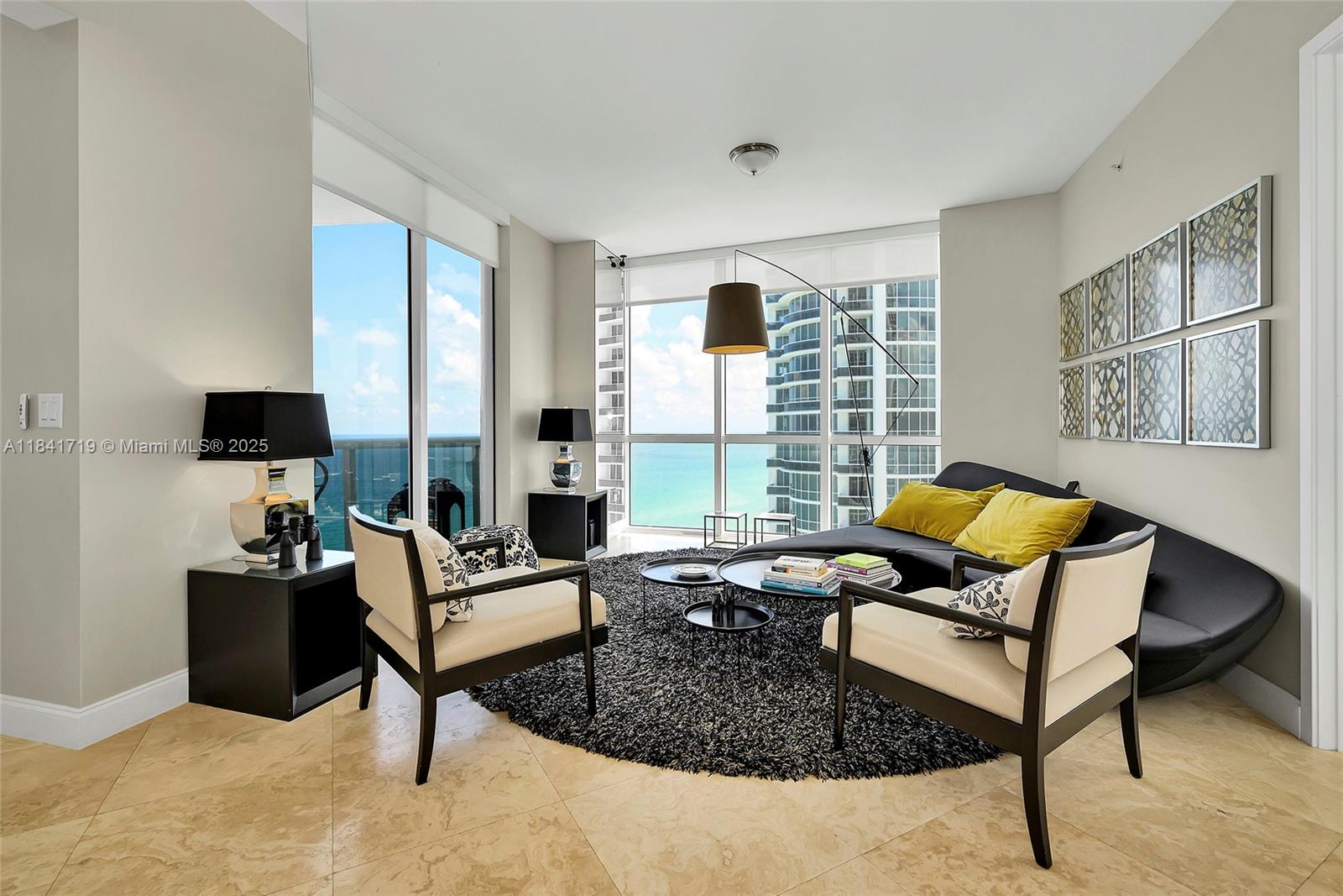 See details 4009A 2 / 2 1324 sq. ft. $ 2025-07-16 0 Photo