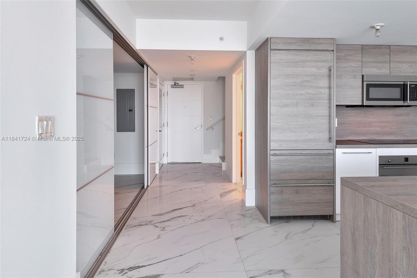 Photo of 400 Sunny Isles Blvd  #917, Sunny Isles Beach, Florida, 33160 - 