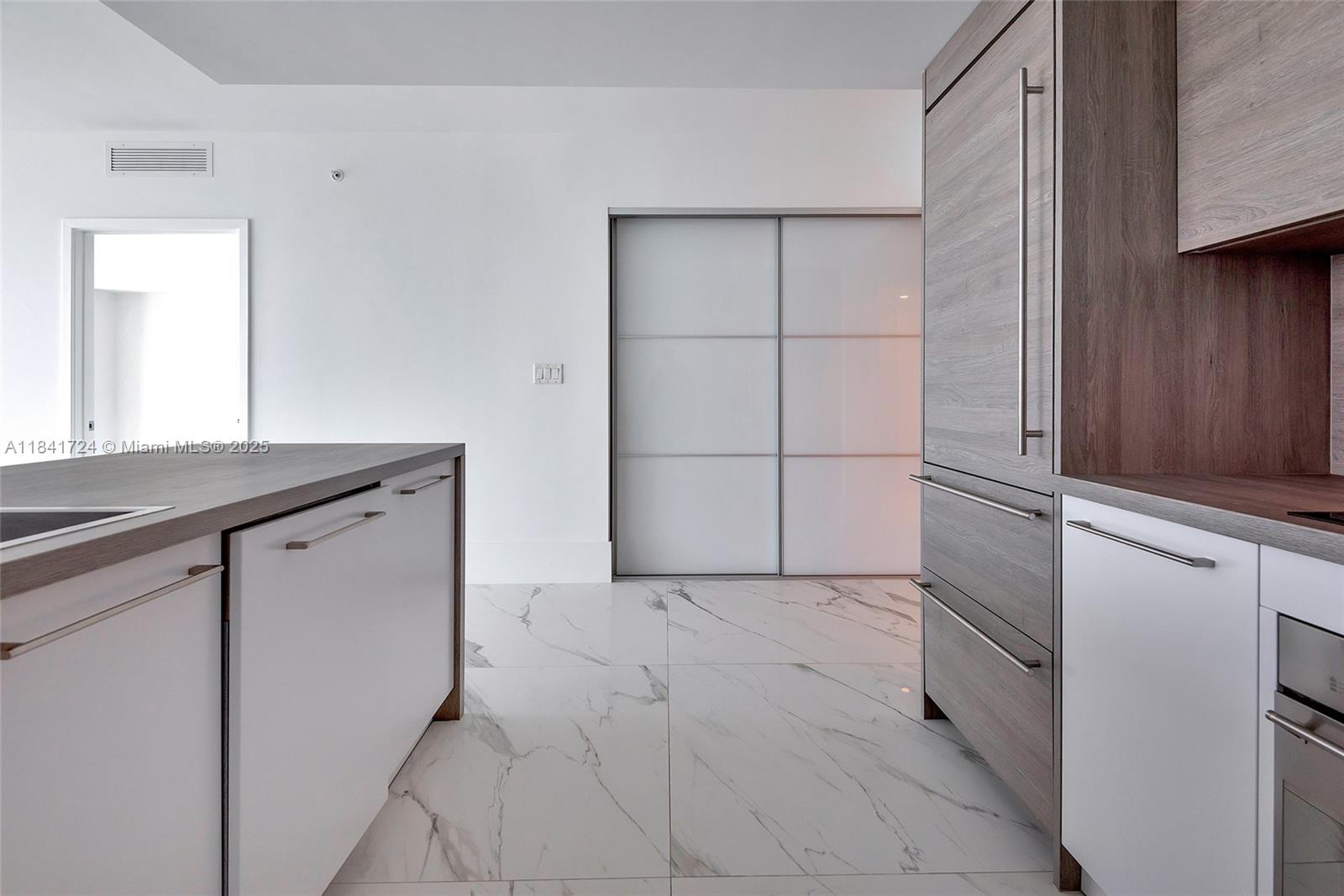 Photo of 400 Sunny Isles Blvd  #917, Sunny Isles Beach, Florida, 33160 - 