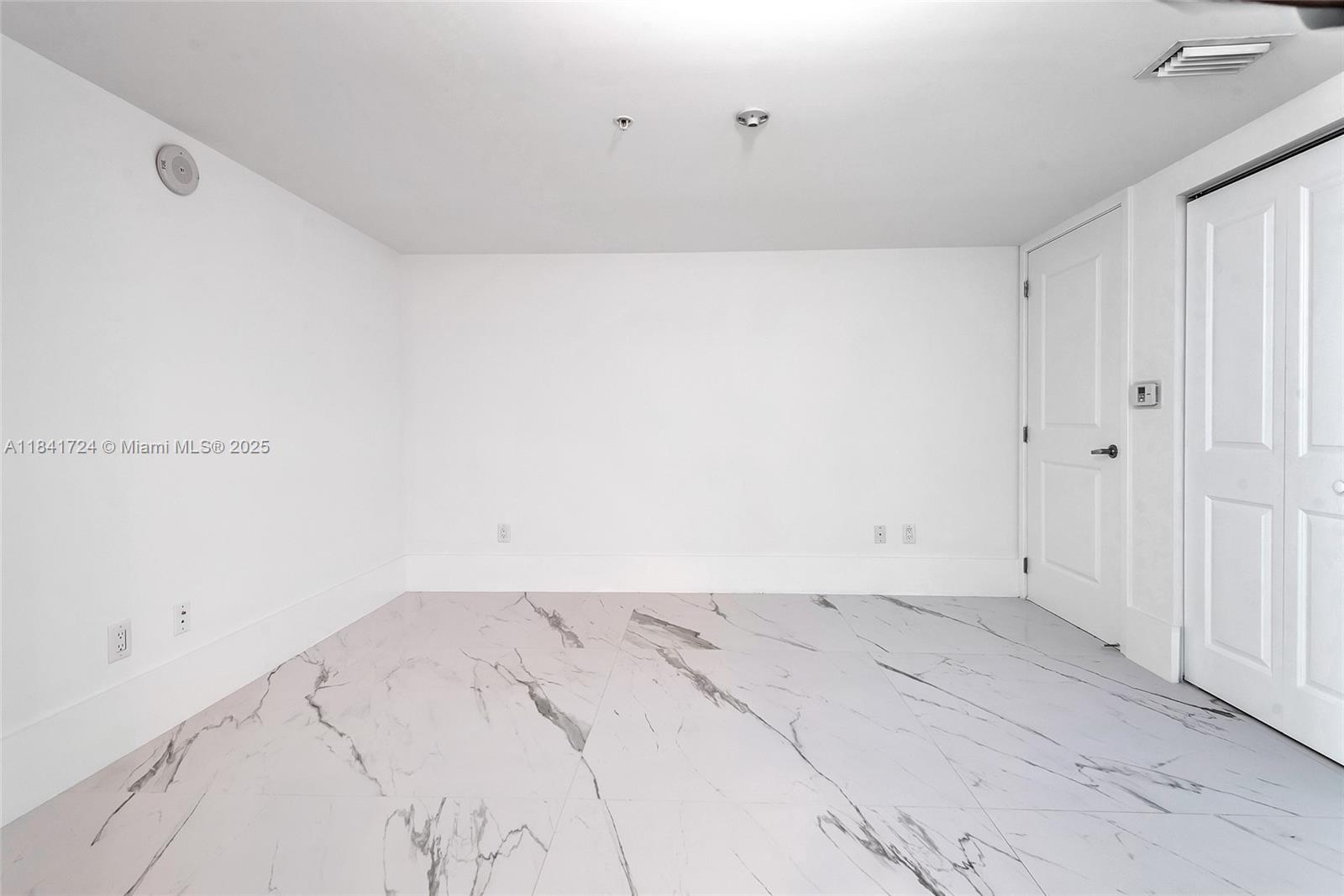 Photo of 400 Sunny Isles Blvd  #917, Sunny Isles Beach, Florida, 33160 - Bedroom 3