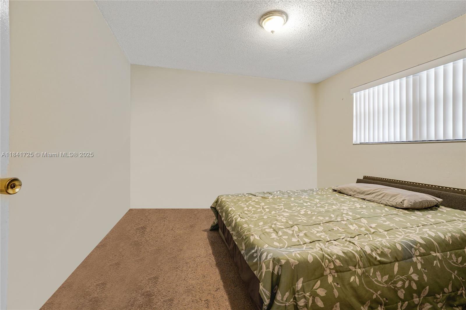 See details / 2496 sq. ft. $ 2025-07-16 0 Photo