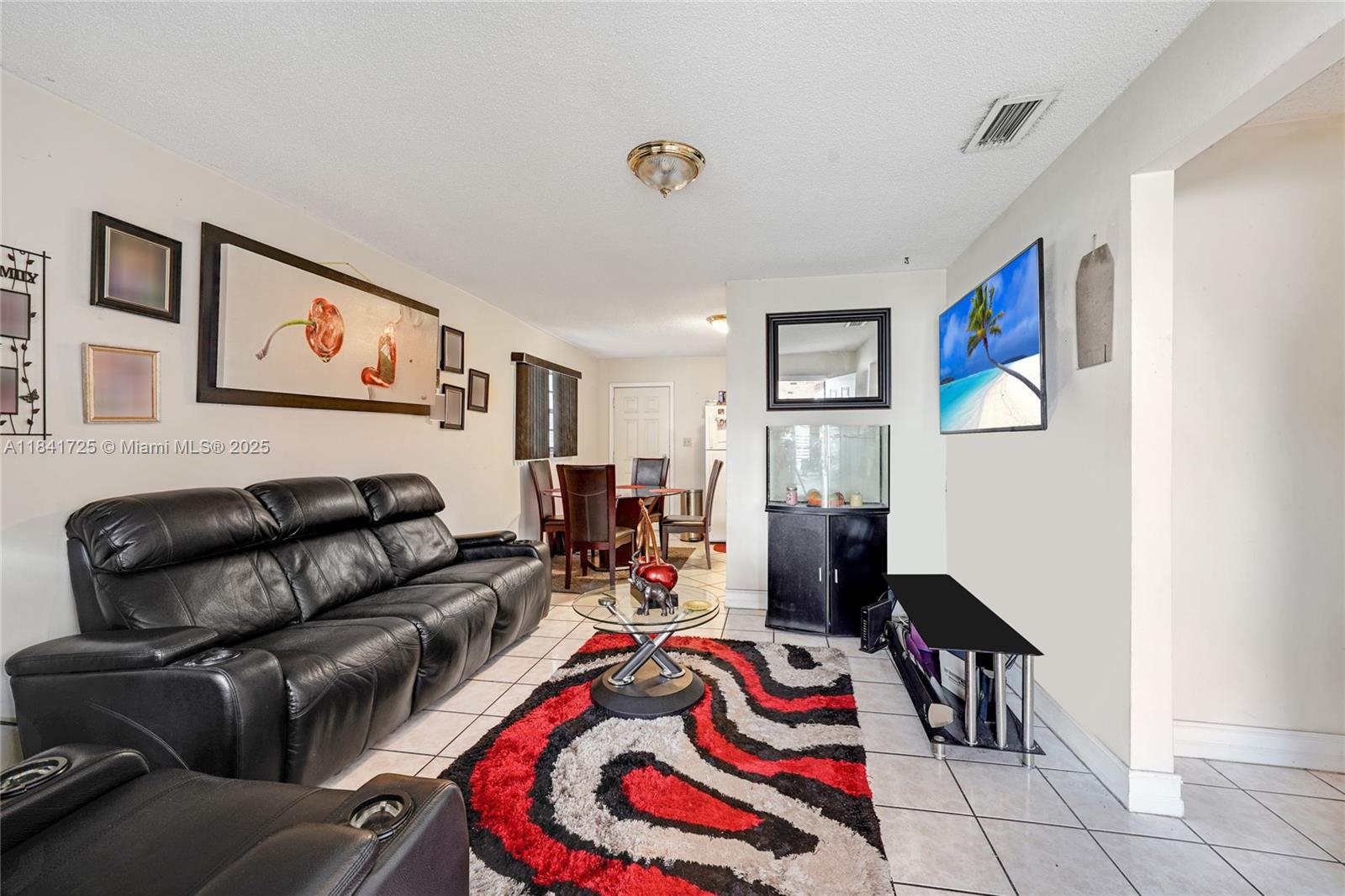 See details / 2496 sq. ft. $ 2025-07-16 0 Photo