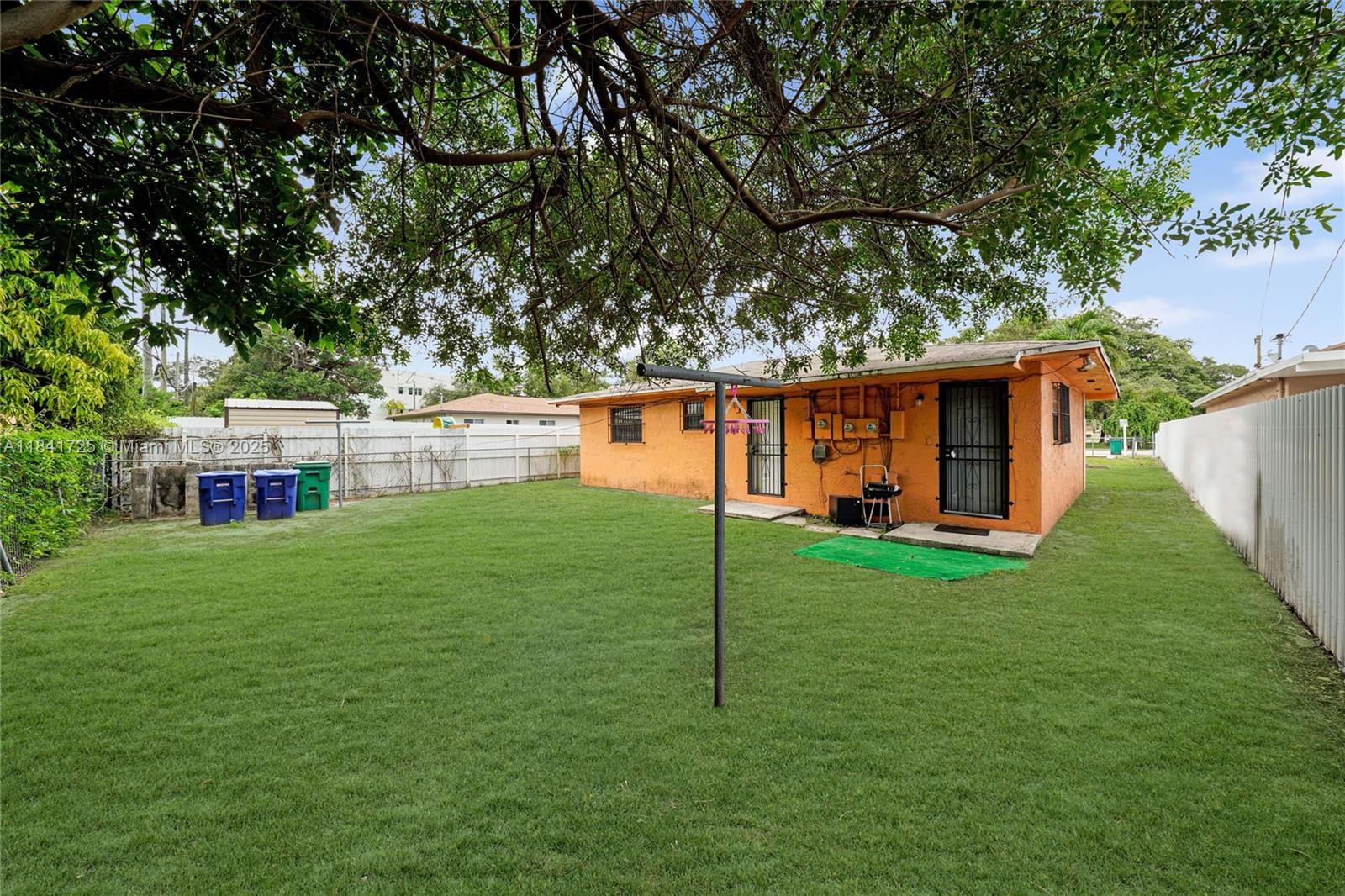 See details / 2496 sq. ft. $ 2025-07-16 0 Photo