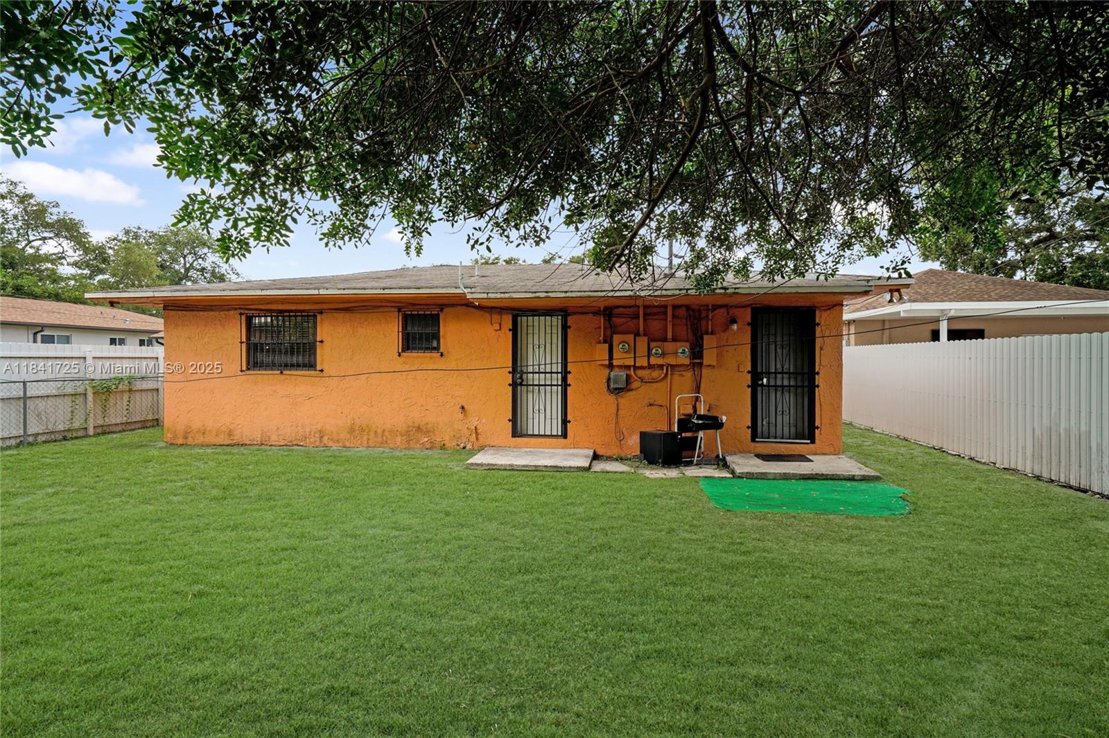 See details / 2496 sq. ft. $ 2025-07-16 0 Photo