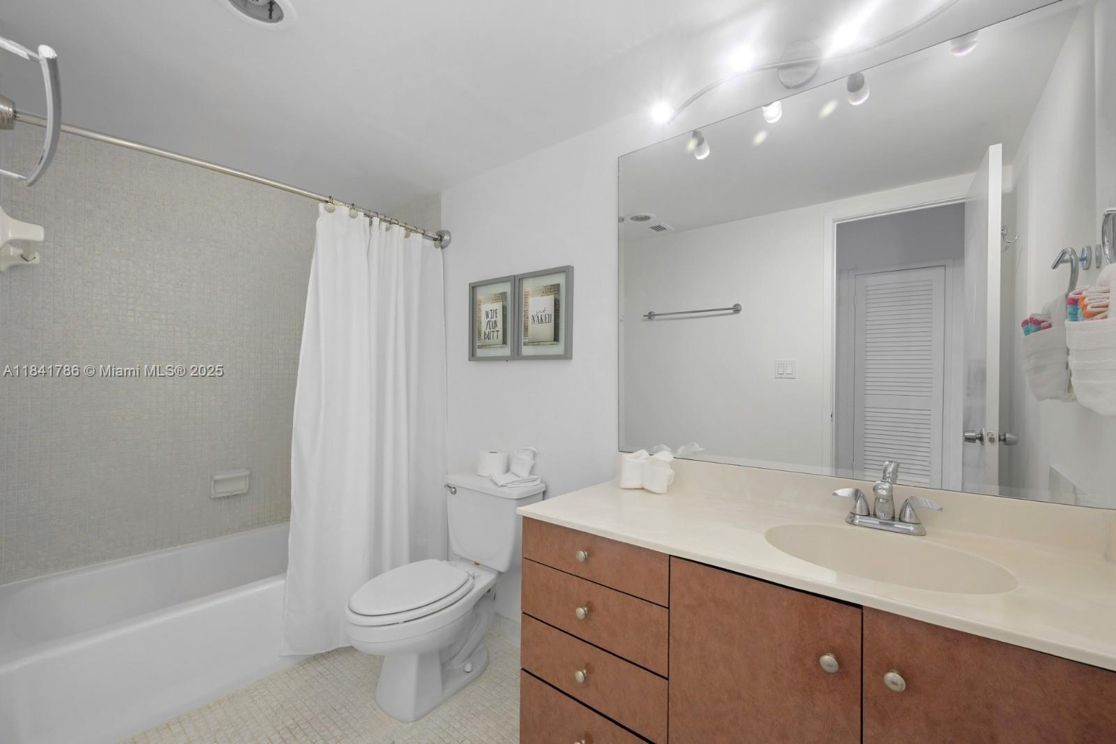 Photo of 19380 Collins Ave  #609, Sunny Isles Beach, Florida, 33160 - 