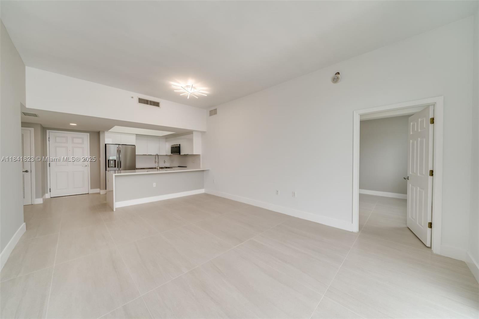Photo of 140 Dixie Hwy  #1007, Hollywood, Florida, 33020 - 
