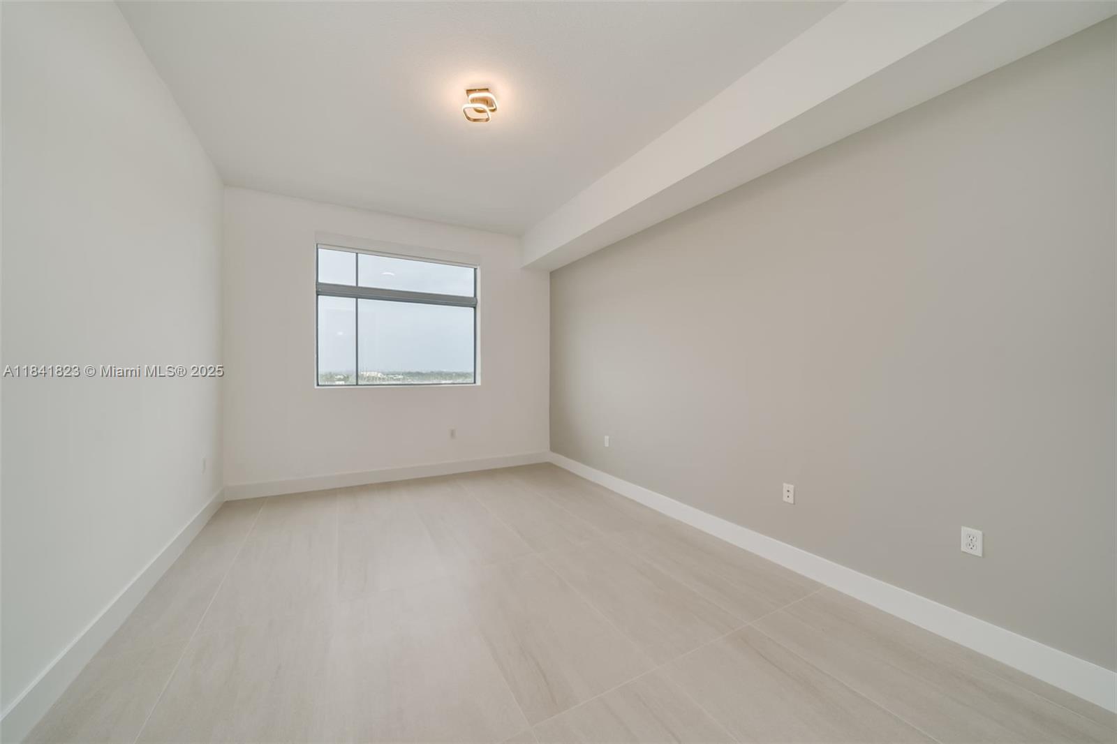Photo of 140 Dixie Hwy  #1007, Hollywood, Florida, 33020 - 2nd bedroom