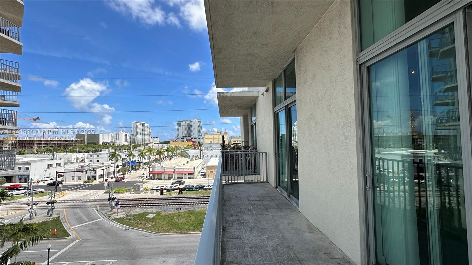 Photo of 2100 Van Buren St  #517, Hollywood, Florida, 33020 - 