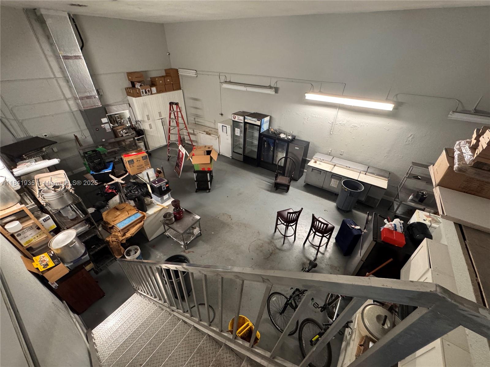 See details 903A / sq. ft. $ 2025-07-16 0 Photo