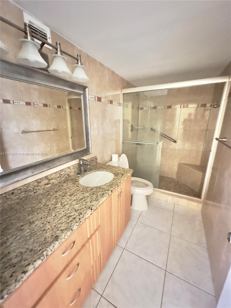 Photo of 3800 Ocean Dr  #1518, Hollywood, Florida, 33019 - 