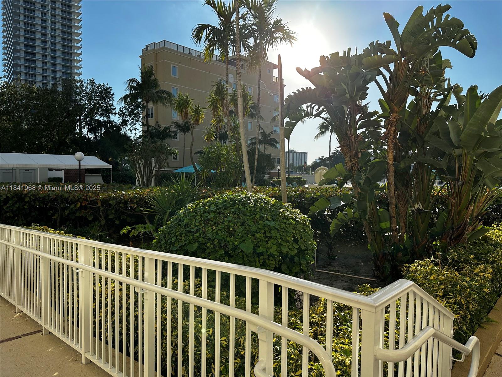 Photo of 3800 Ocean Dr  #1518, Hollywood, Florida, 33019 - 