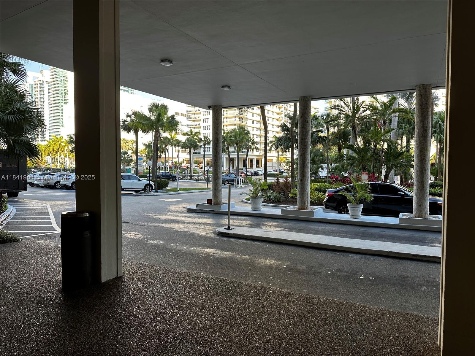 Photo of 3800 Ocean Dr  #1518, Hollywood, Florida, 33019 - 