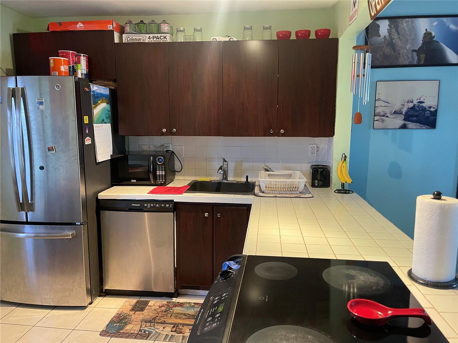 See details 988 2 / 2 1067 sq. ft. $ 2026-06-21 0 Photo