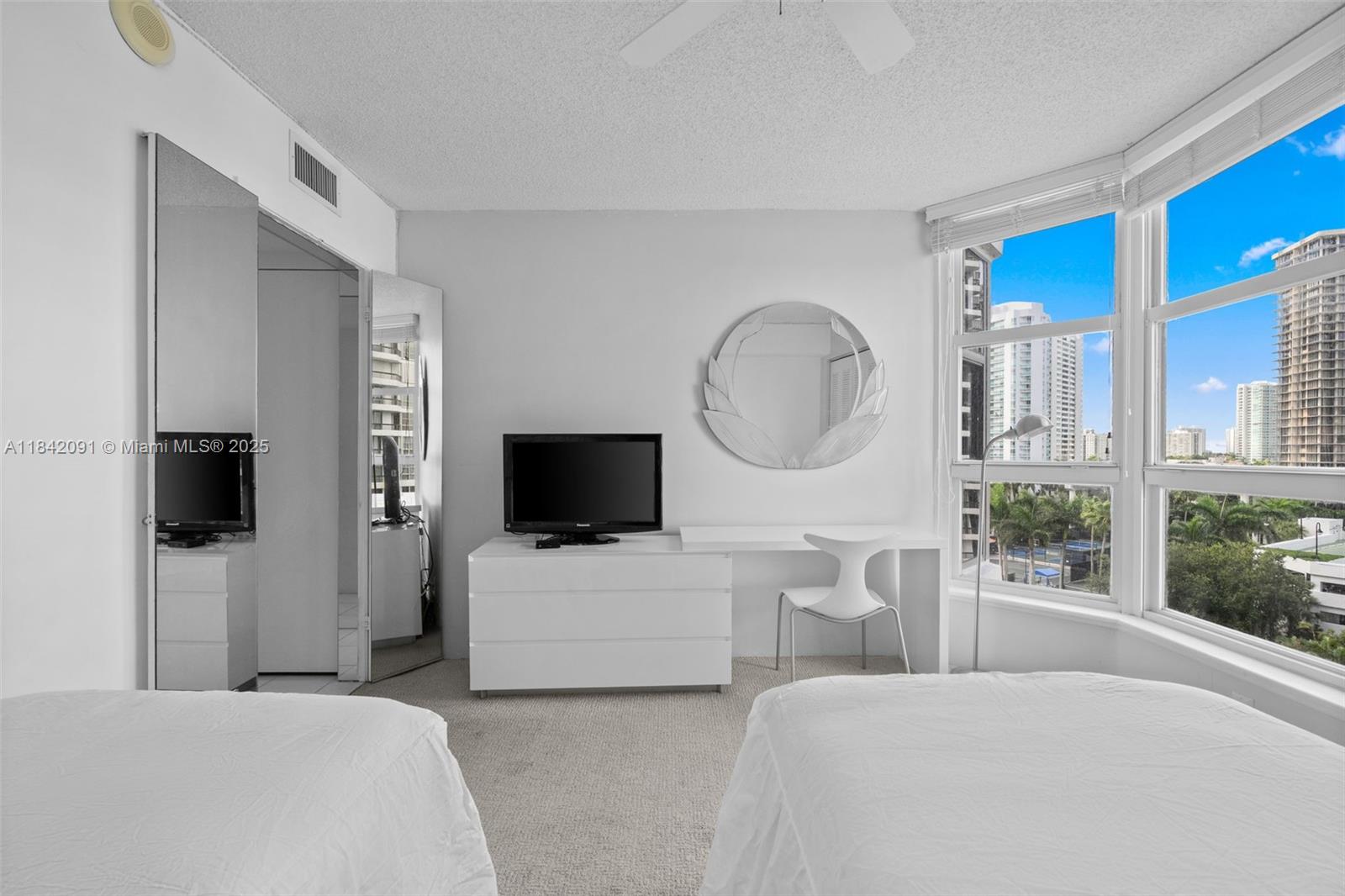 Photo of 19101 36th Ct  #807, Aventura, Florida, 33180 - 