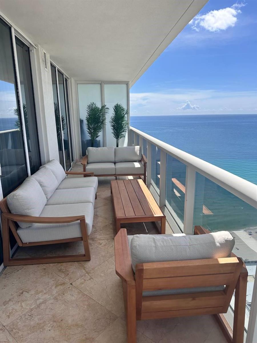 2406 2 / 2 1458 sq. ft. $ 2026-06-11 0 Photo