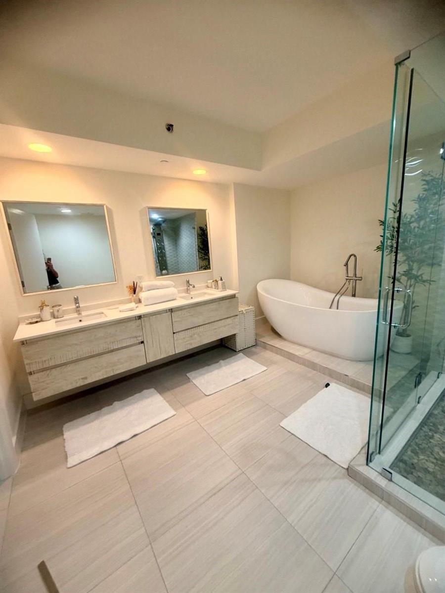 2406 2 / 2 1458 sq. ft. $ 2026-06-11 0 Photo