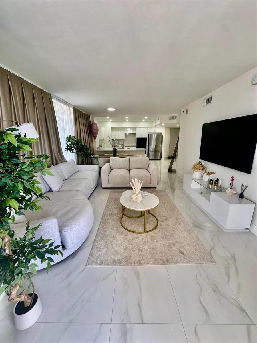 2406 2 / 2 1458 sq. ft. $ 2026-06-11 0 Photo