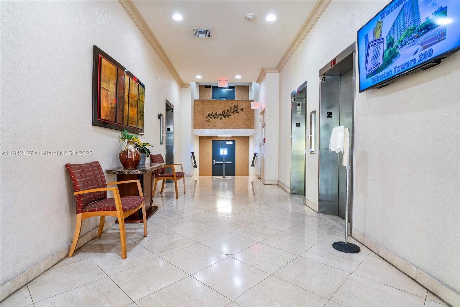 See details 710 0 / 1 595 sq. ft. $ 2025-07-17 0 Photo