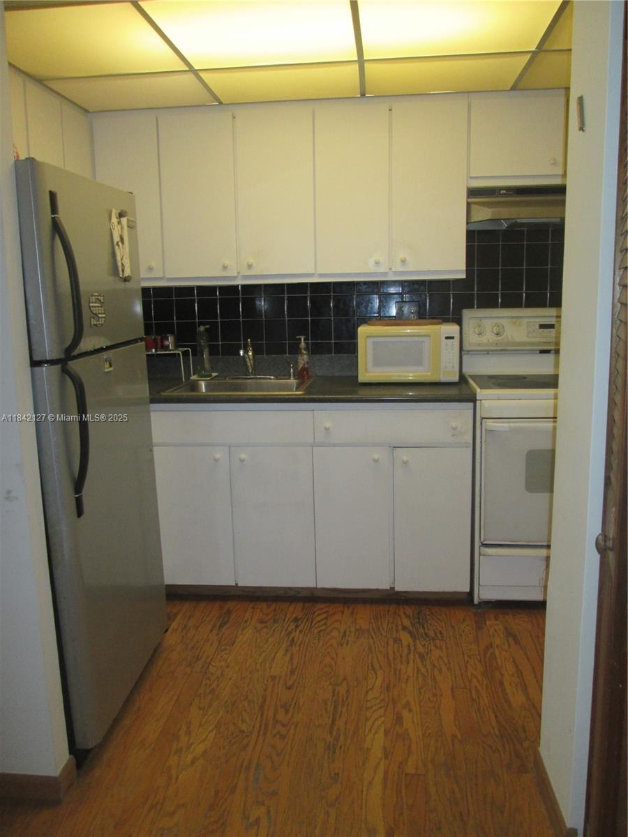 See details 710 0 / 1 595 sq. ft. $ 2025-07-17 0 Photo