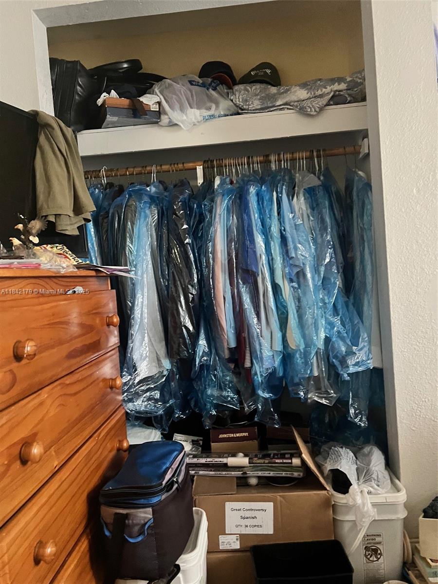 See details / sq. ft. $ 2025-07-18 0 Photo
