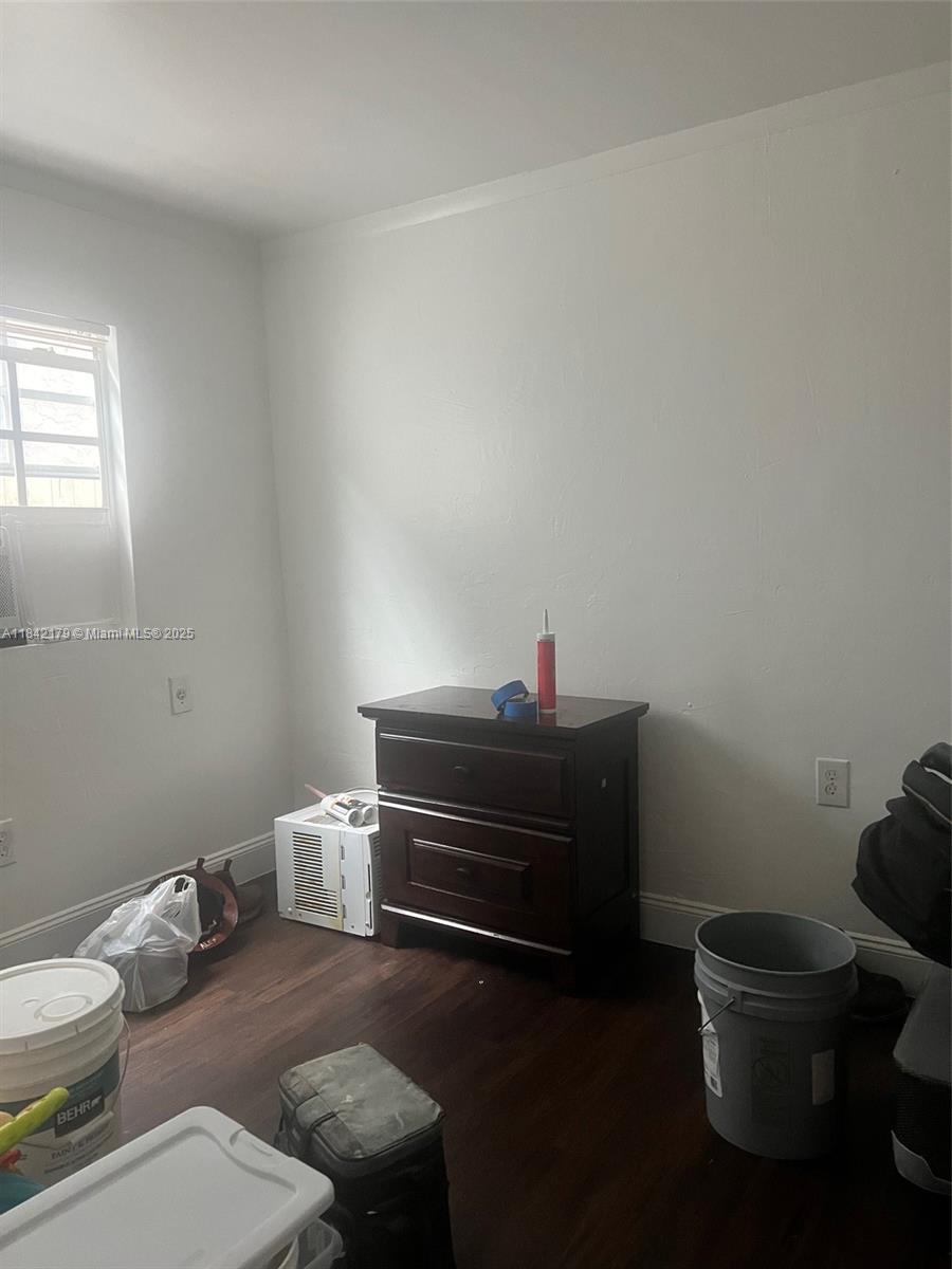 See details / sq. ft. $ 2025-07-18 0 Photo