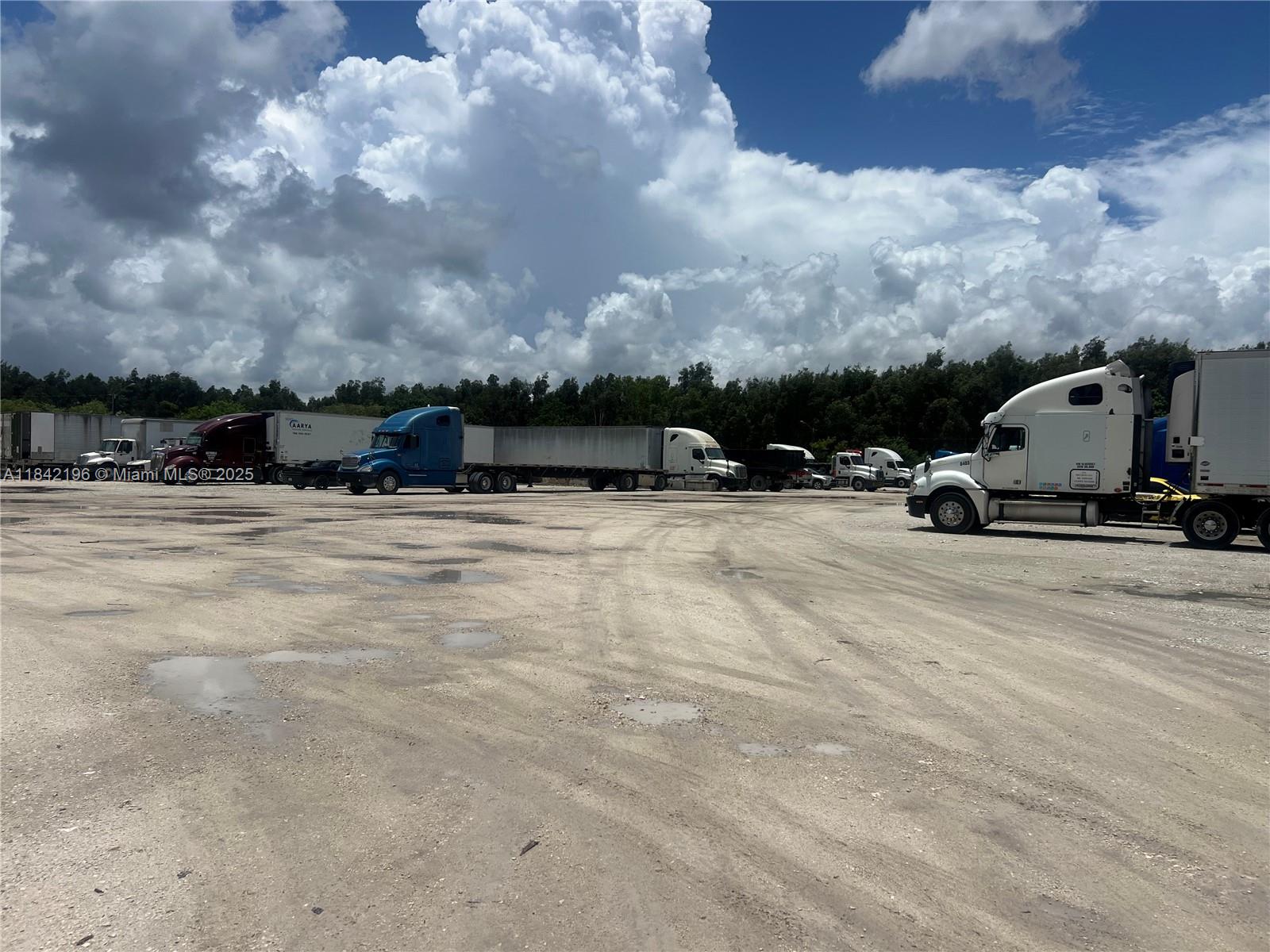 See details / sq. ft. $ 2025-07-17 0 Photo