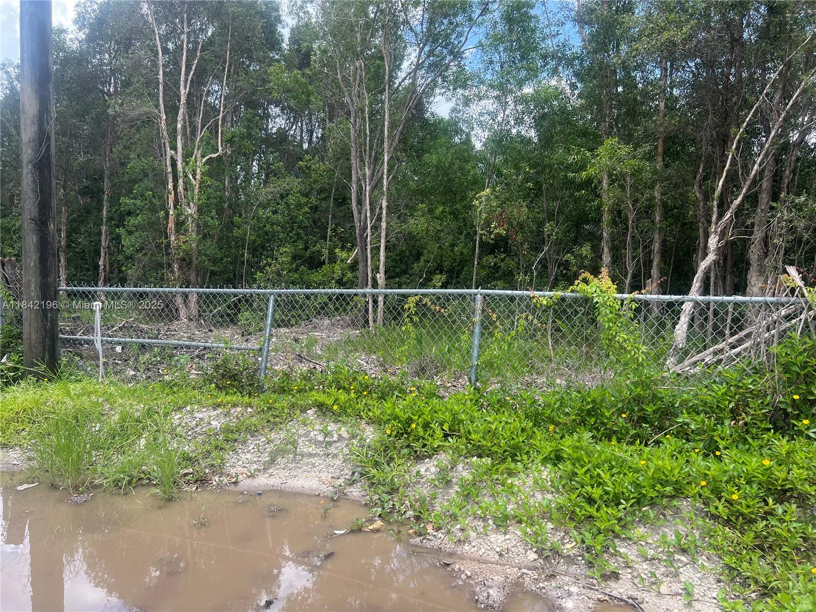 See details / sq. ft. $ 2025-07-17 0 Photo