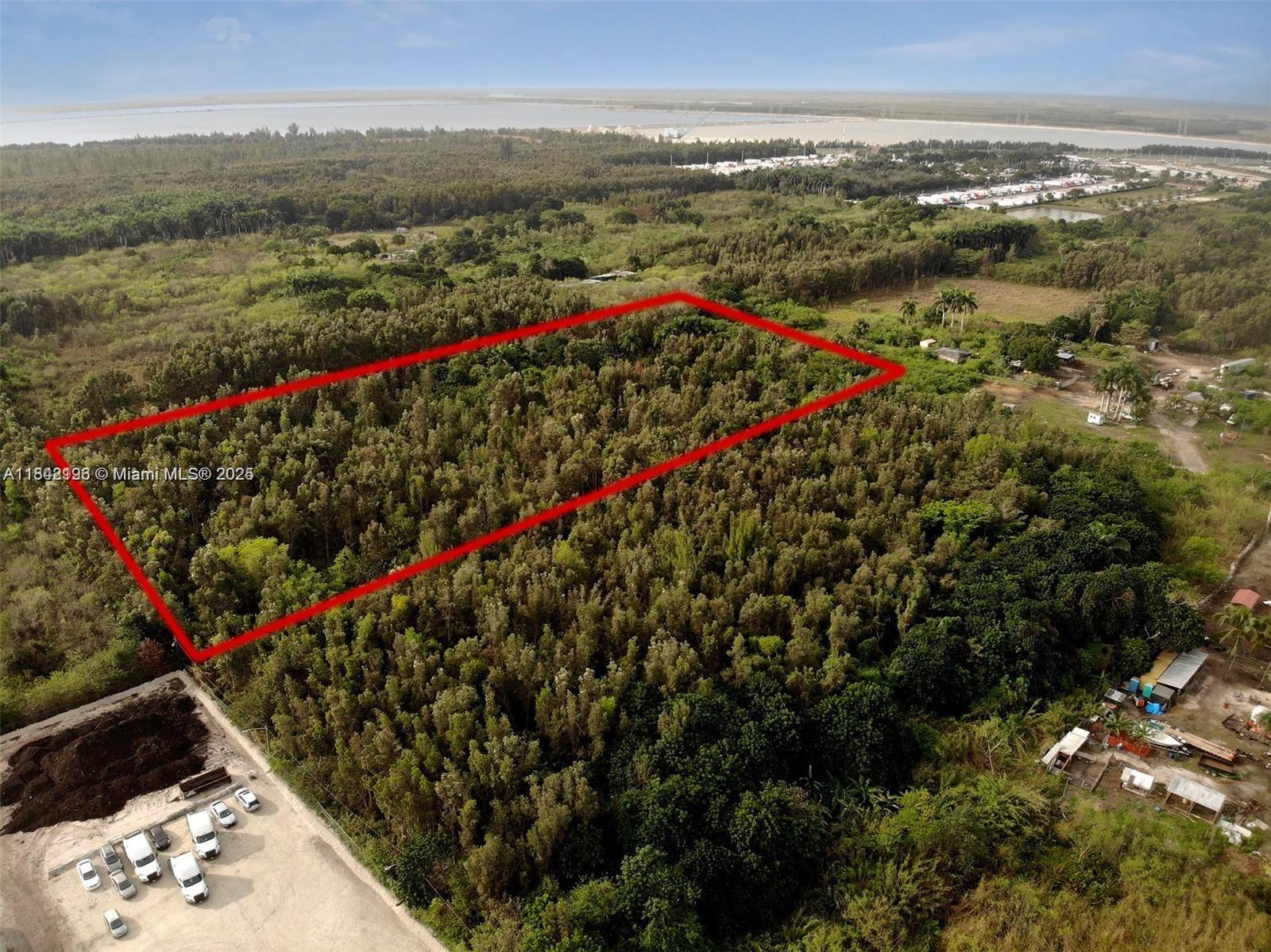 See details / sq. ft. $ 2025-07-17 0 Photo