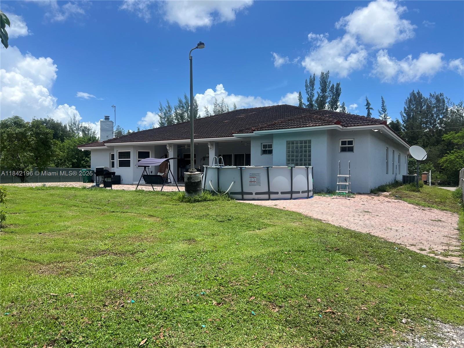 See details / sq. ft. $ 2025-07-17 0 Photo