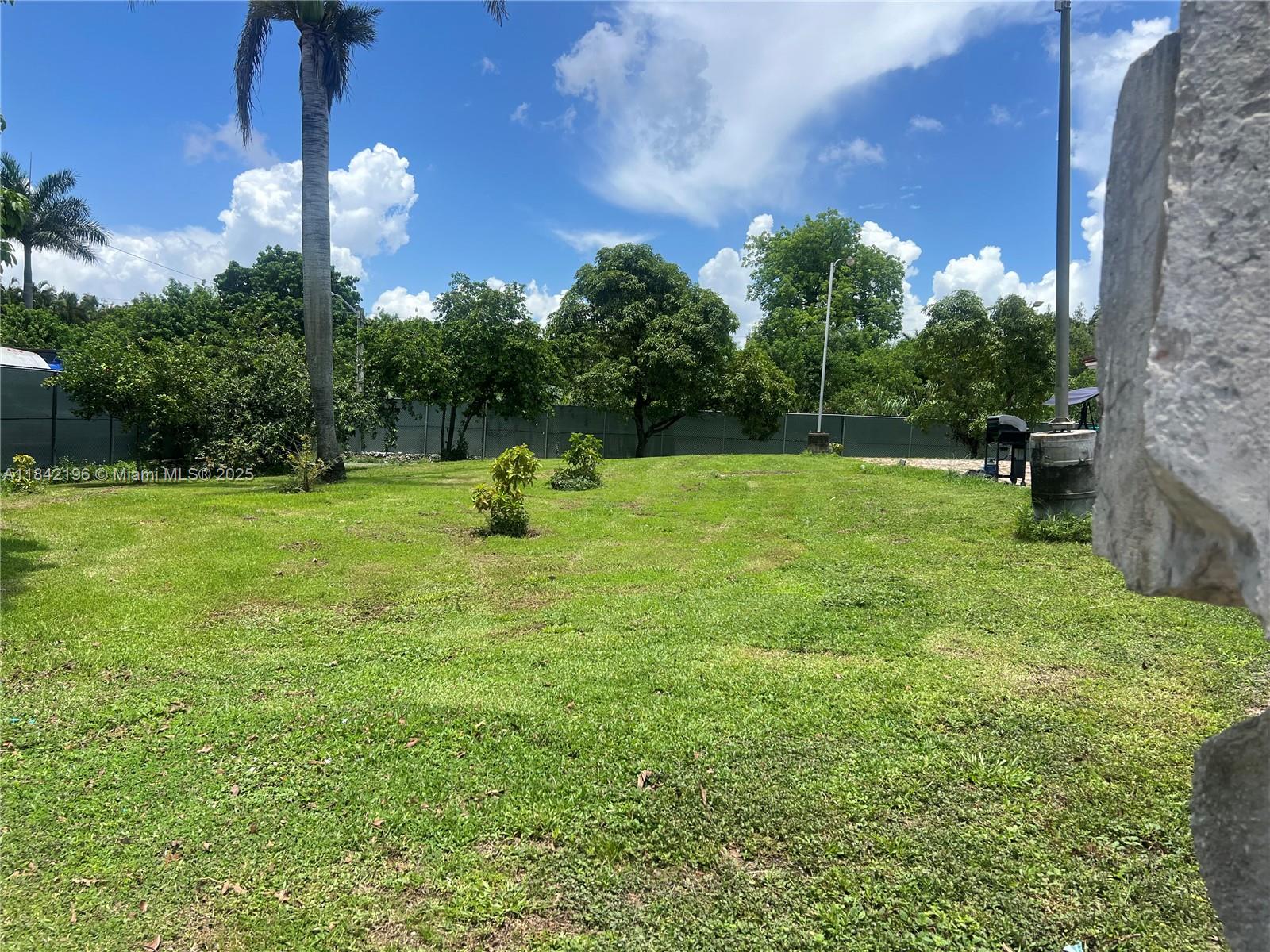 See details / sq. ft. $ 2025-07-17 0 Photo