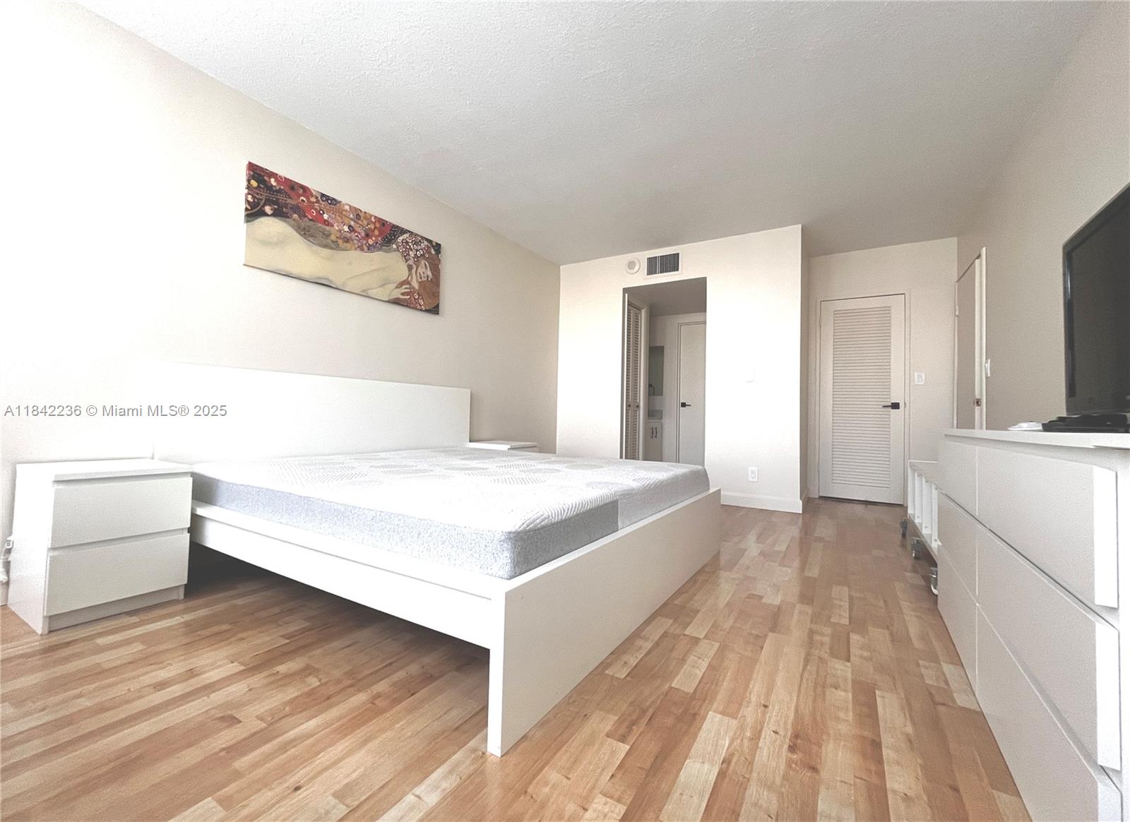 Photo of 500 Three Islands Blvd  #502, Hallandale Beach, Florida, 33009 - 
