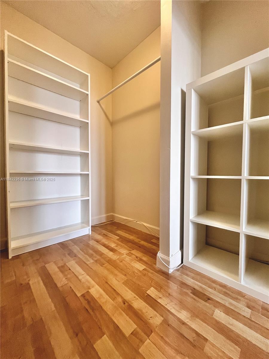 Photo of 500 Three Islands Blvd  #502, Hallandale Beach, Florida, 33009 - WALKING CLOSET