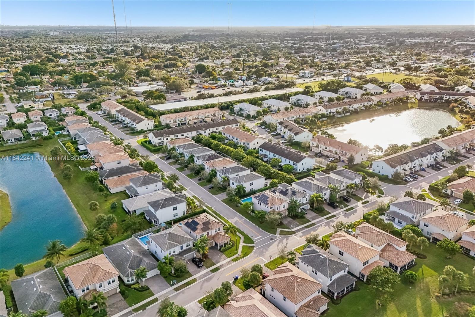 See details 1402 3 / 3 2220 sq. ft. $ 2025-08-07 0 Photo