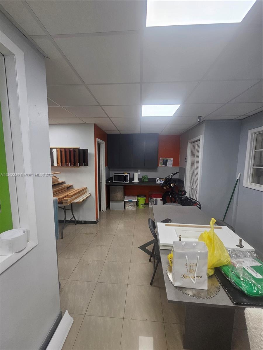 See details / sq. ft. $ 2025-07-17 0 Photo