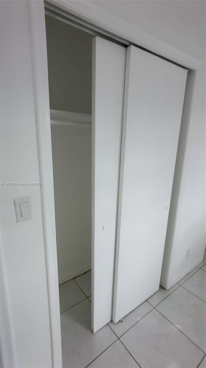 Ver detalles / 2768 sq. ft. $ 2025-07-17 0 foto