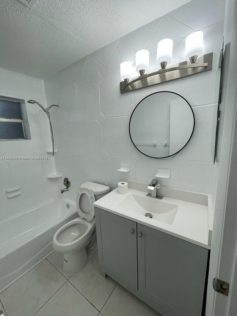 Ver detalles / 2768 sq. ft. $ 2025-07-17 0 foto