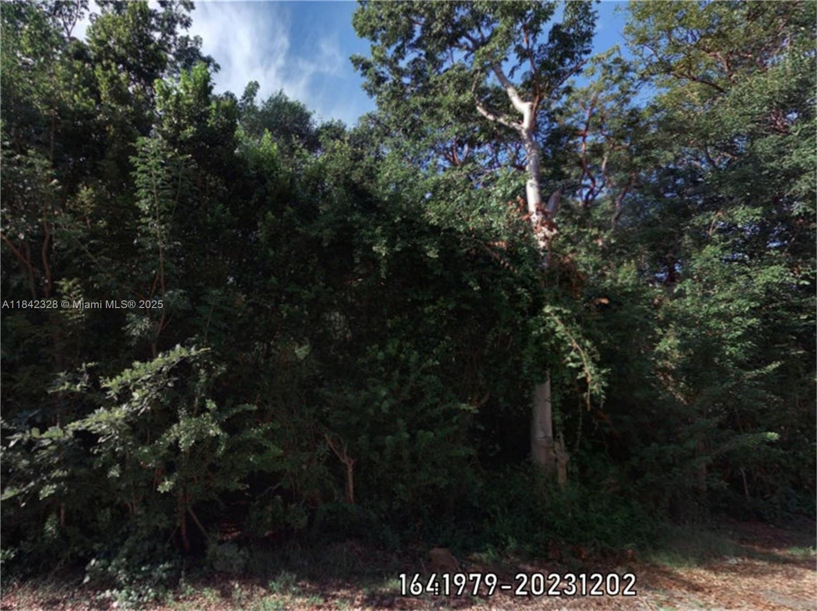   /   sq. ft. $ 2026-06-03 0 foto