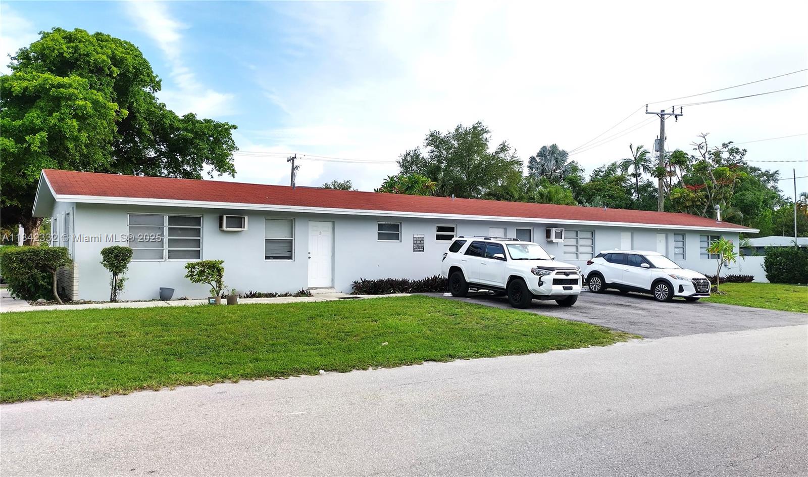 Ver detalles / 1980 sq. ft. $ 2025-07-17 0 foto