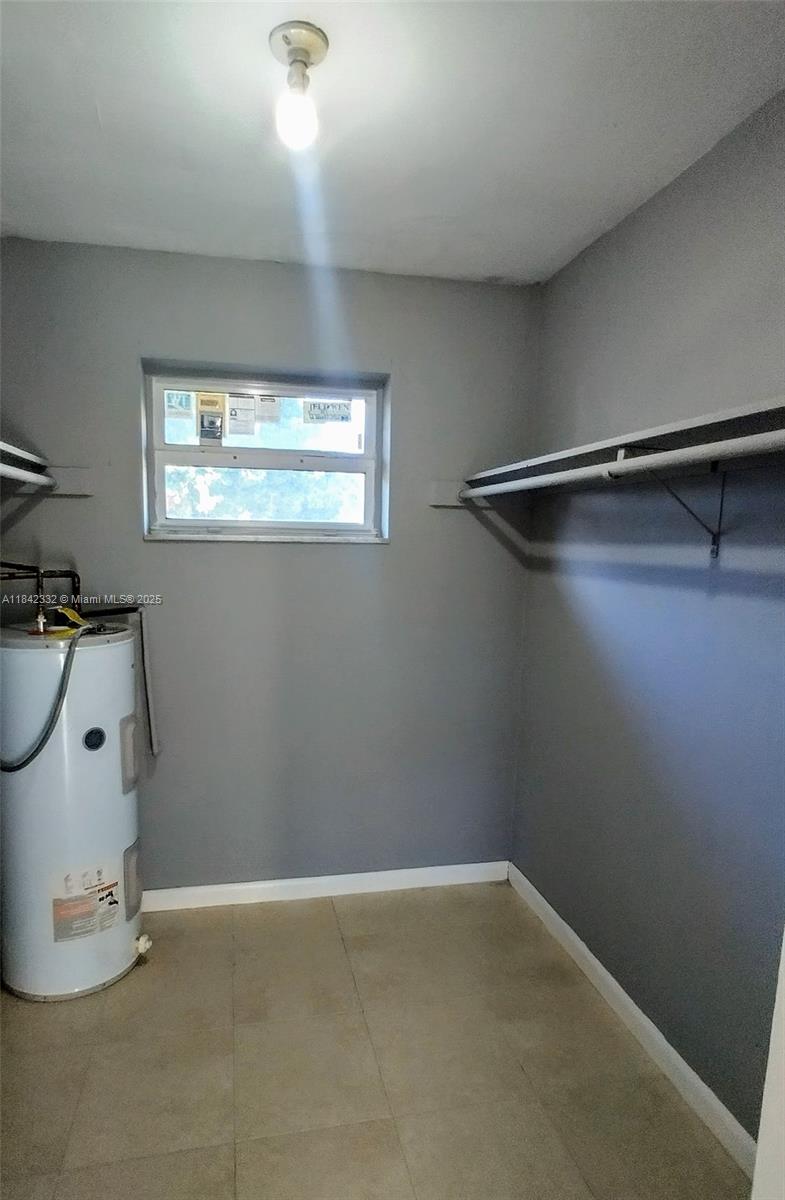 Ver detalles / 1980 sq. ft. $ 2025-07-17 0 foto