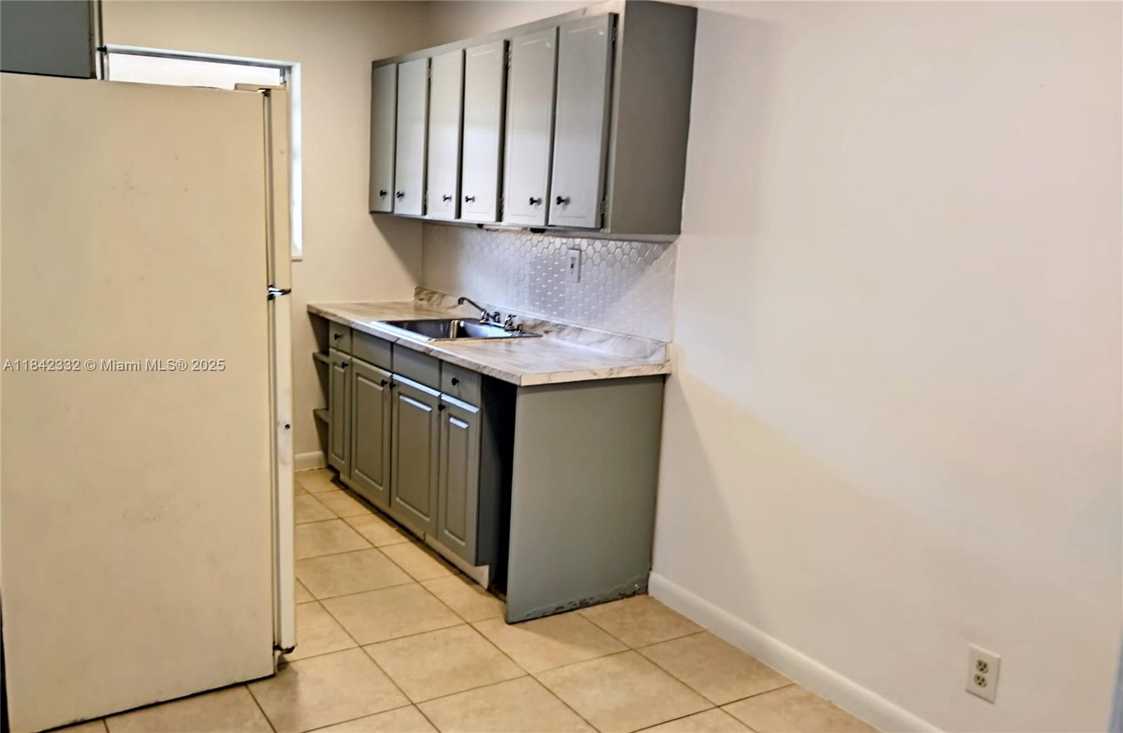 Ver detalles / 1980 sq. ft. $ 2025-07-17 0 foto