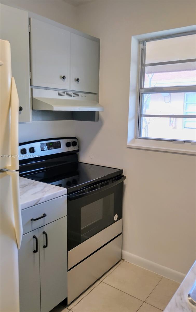 Ver detalles / 1980 sq. ft. $ 2025-07-17 0 foto