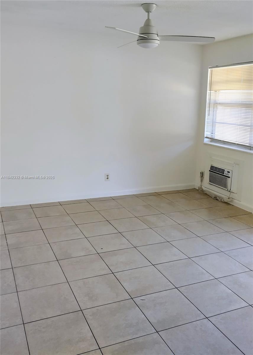 Ver detalles / 1980 sq. ft. $ 2025-07-17 0 foto