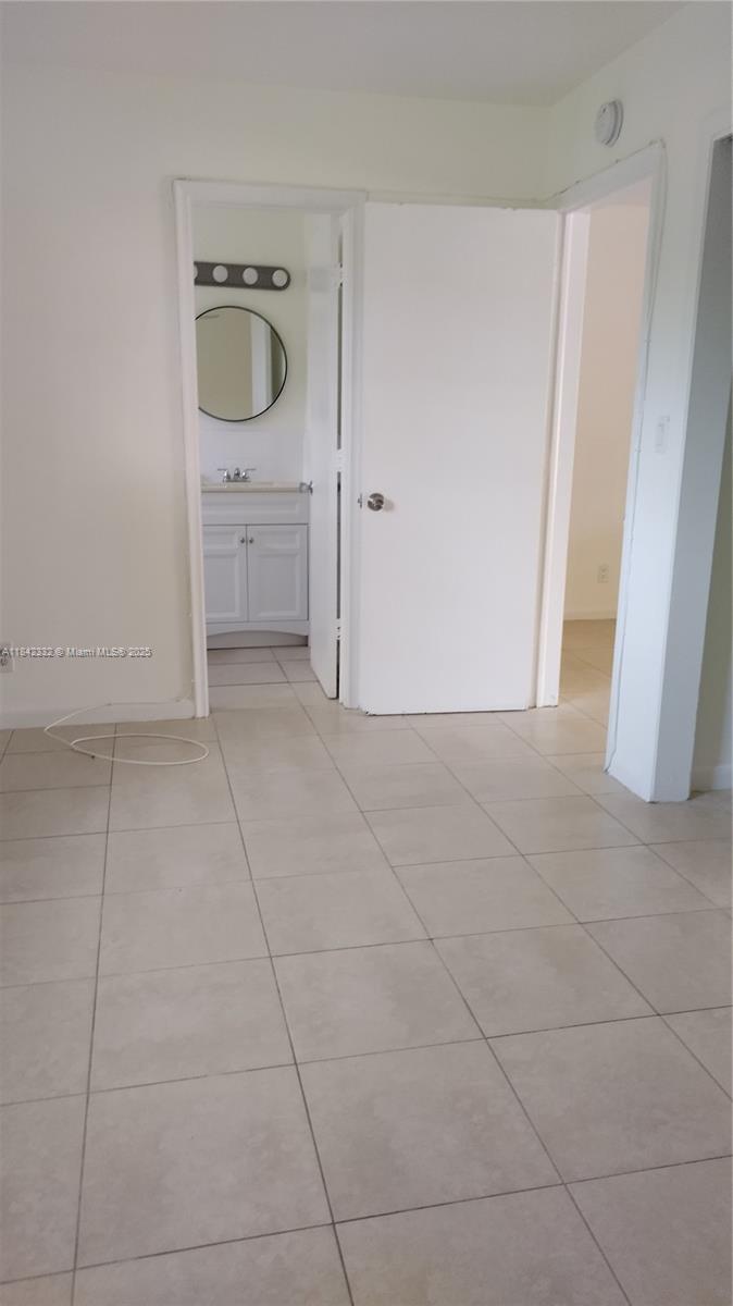 Ver detalles / 1980 sq. ft. $ 2025-07-17 0 foto