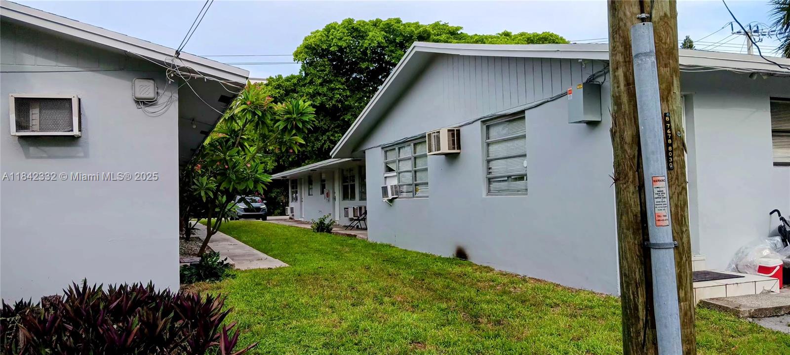 Ver detalles / 1980 sq. ft. $ 2025-07-17 0 foto