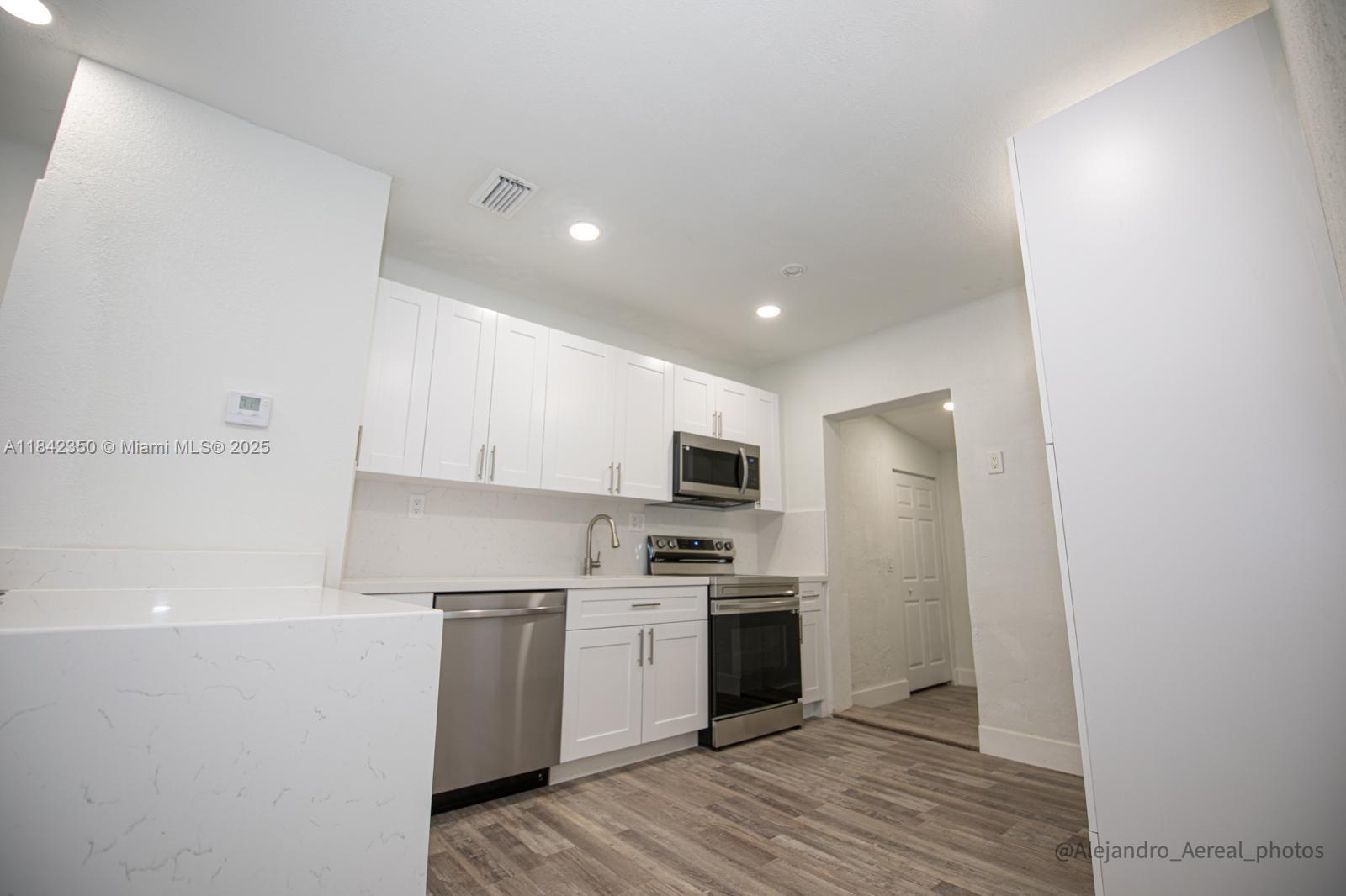 Ver detalles / 1850 sq. ft. $ 2025-07-17 0 foto