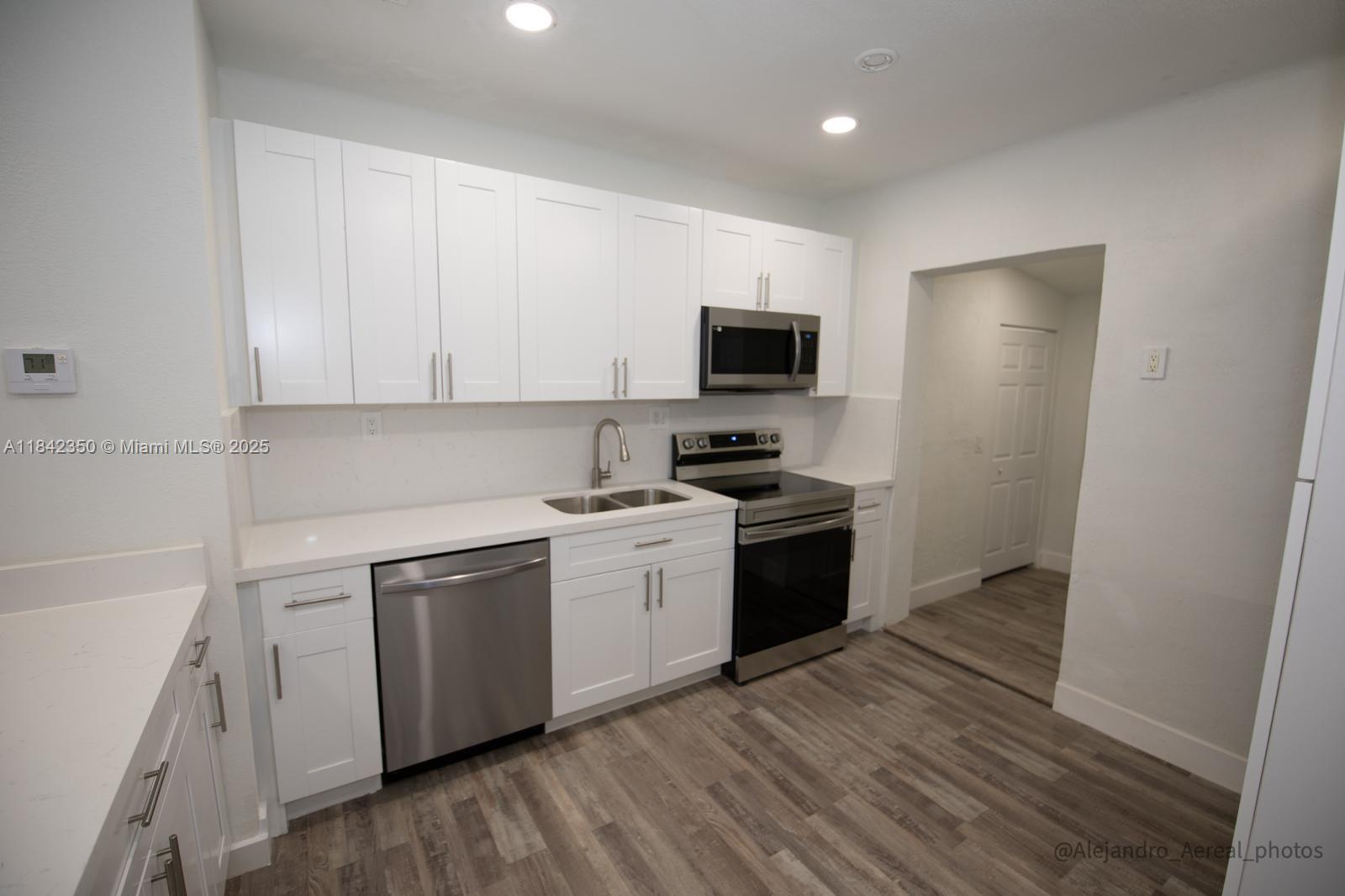 Ver detalles / 1850 sq. ft. $ 2025-07-17 0 foto