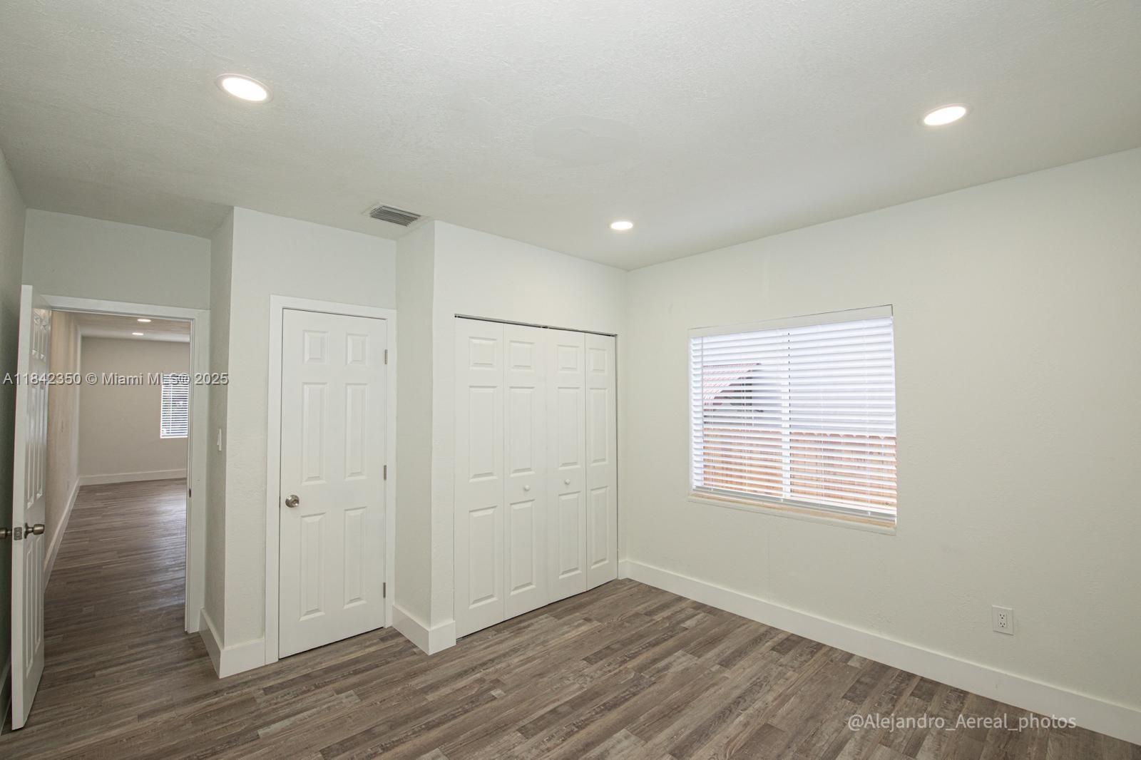 Ver detalles / 1850 sq. ft. $ 2025-07-17 0 foto